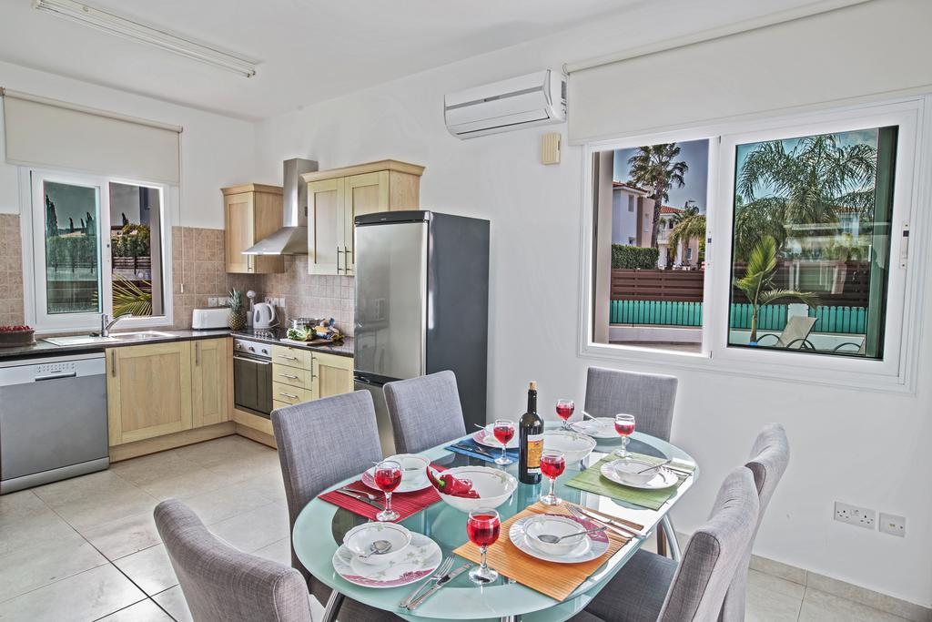 Halle Villa Protaras Room photo
